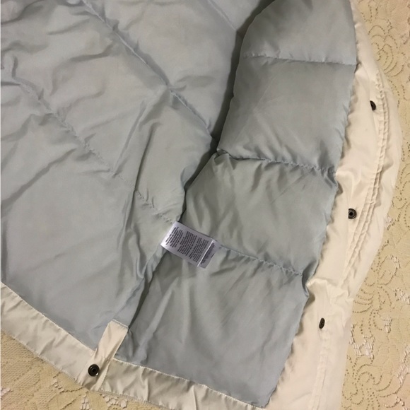 Women’s Columbia Down Jacket with Detachable Hood - Picture 11 of 16